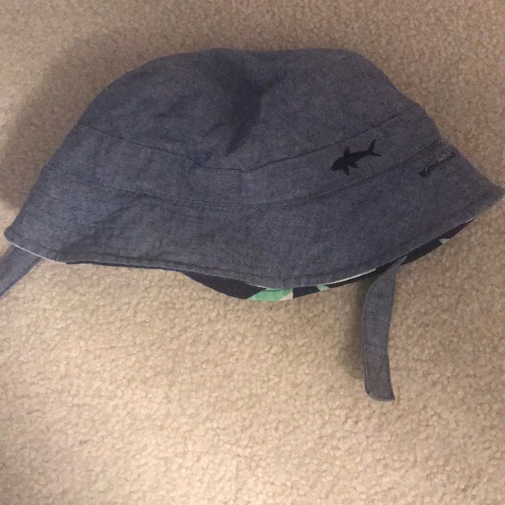 Reversible bucket hat - Picture 2 of 2